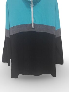 Colorblock Half-Zip Tunic Top in Teal, Gray & Black